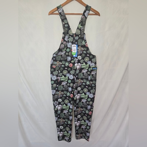 Kavu Technical Wide Leg Cropped Overalls - Picture 3 of 5